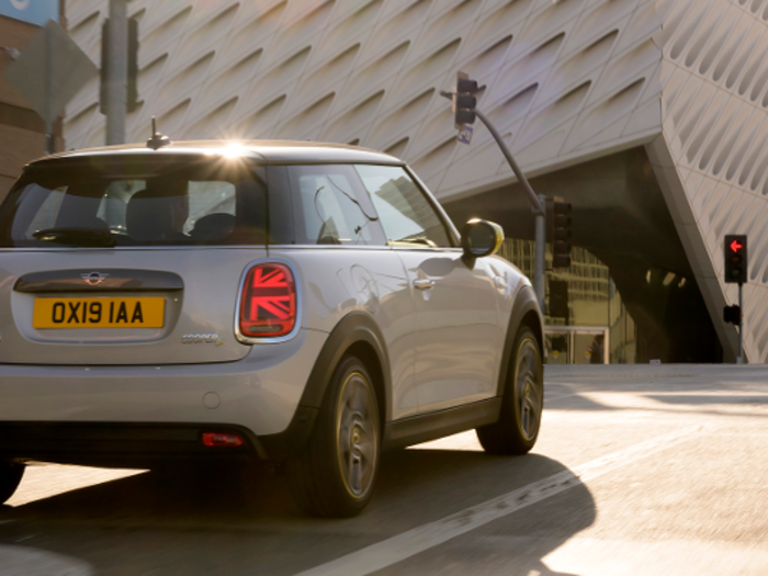 The MINI comes with keyless entry, active driver assistant with forward collision warning, an energy-efficient heat pump to warm the battery, and more.