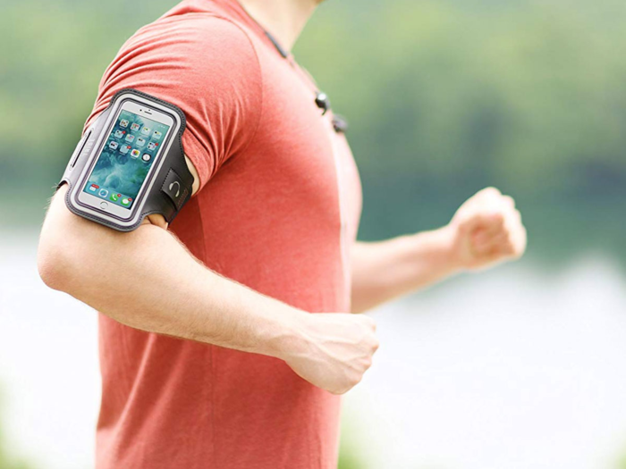 An armband that keeps their important belongings safe while they run