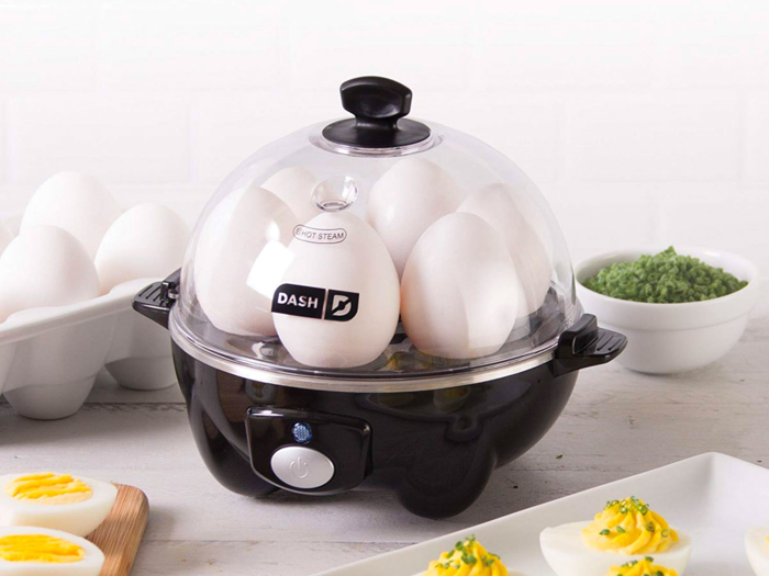 A small gadget that cooks eggs quickly