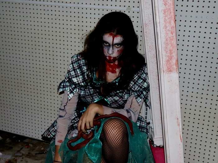 The live actors were strategically placed in areas that enhanced the storyline. We found this female zombie near the toys that seemed to be meant for young girls.