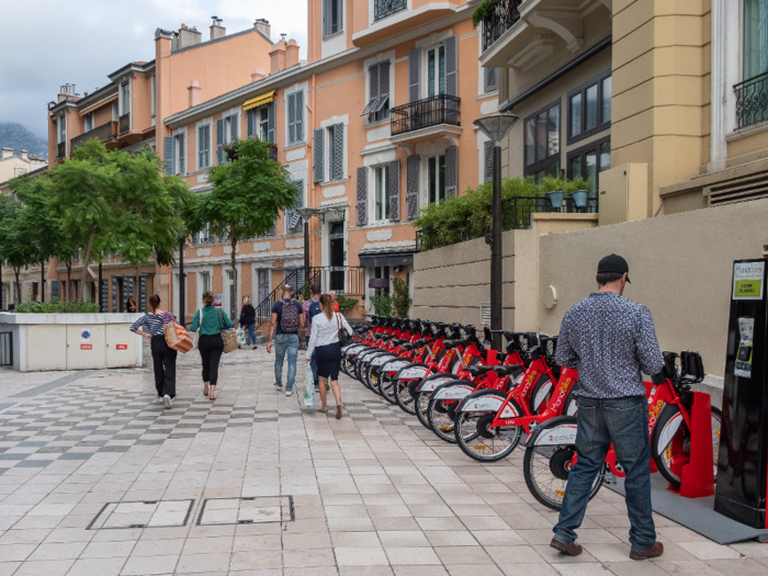 The streets of Monaco are pristine.