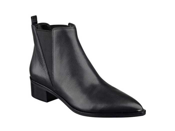 No-break-in ankle boots with a pointy toe