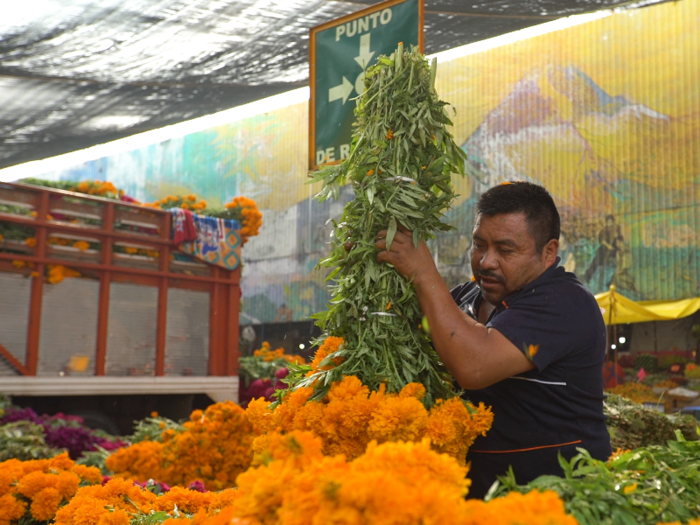 ...and the markets are flooded with flowers.