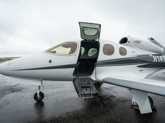 We took off again pretty much right away and flew back to Westchester. This time, the pilot landed.