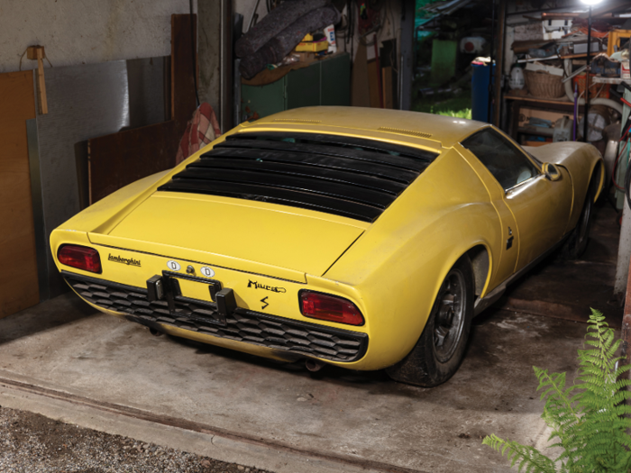 It was originally designed by Bertone’s Marcello Gandini, an Italian car designer.