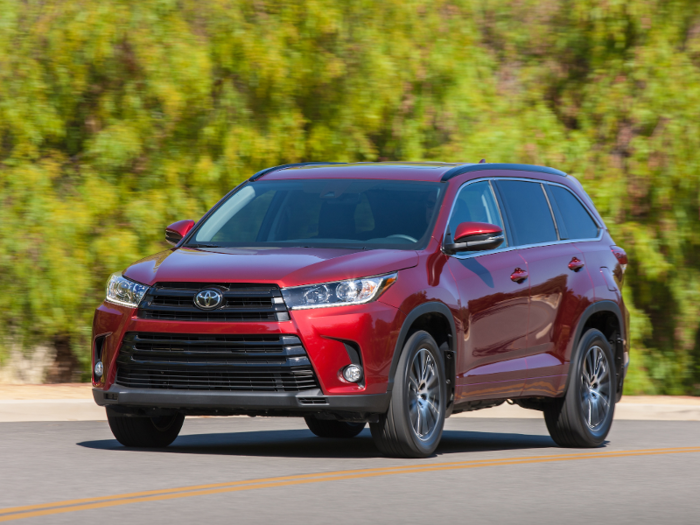 5. Toyota Highlander: 44.6% depreciation. Difference: $19,469.