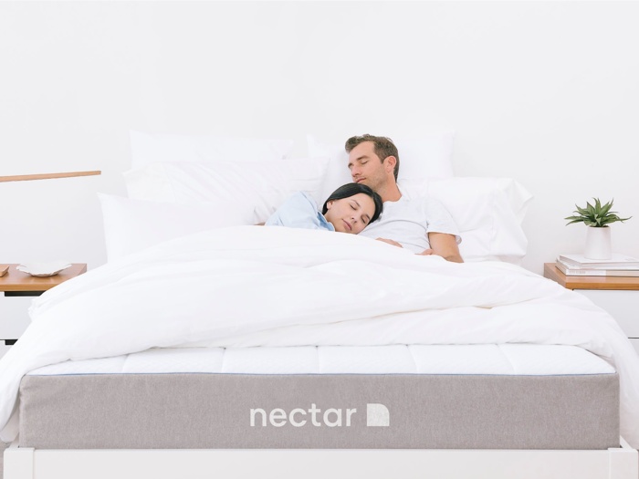 The best contouring mattress for side sleepers