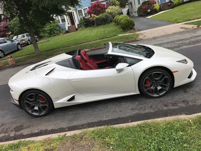 Lambo makes a spyder version of the Huracán.