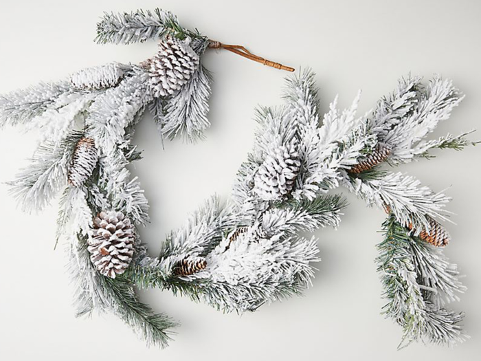 A garland that brings a wintry vibe indoors