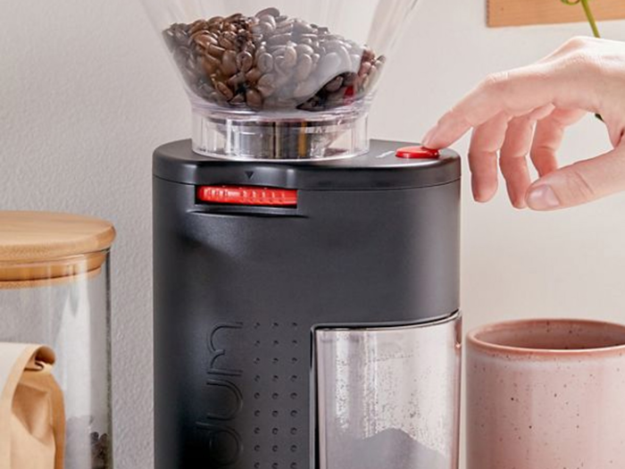 A coffee grinder to make mornings more efficient
