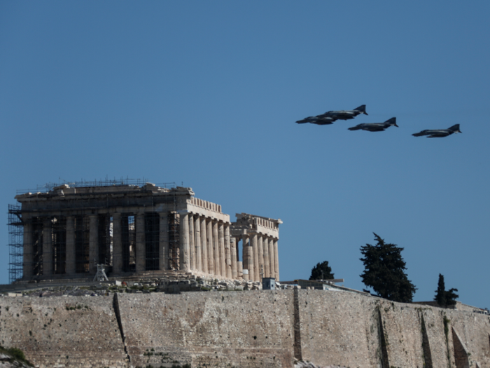 23. Athens, Greece, had a population of 3,154,000, which was 30.1% of the country