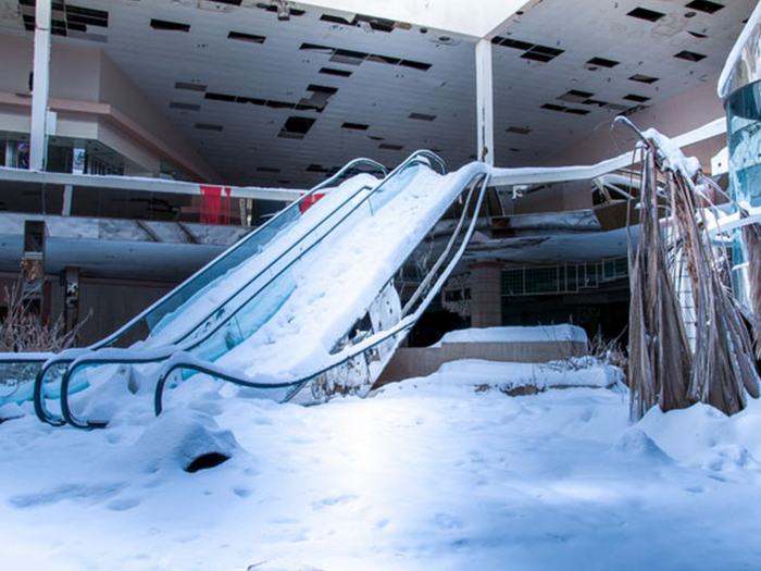 In 2016, the Rolling Acres Mall was demolished. In 2018, Amazon purchased the property for $600,000 from the city of Akron with plans to build a new 700,000-square-foot fulfillment center.