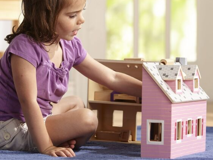 The best budget-friendly dollhouse