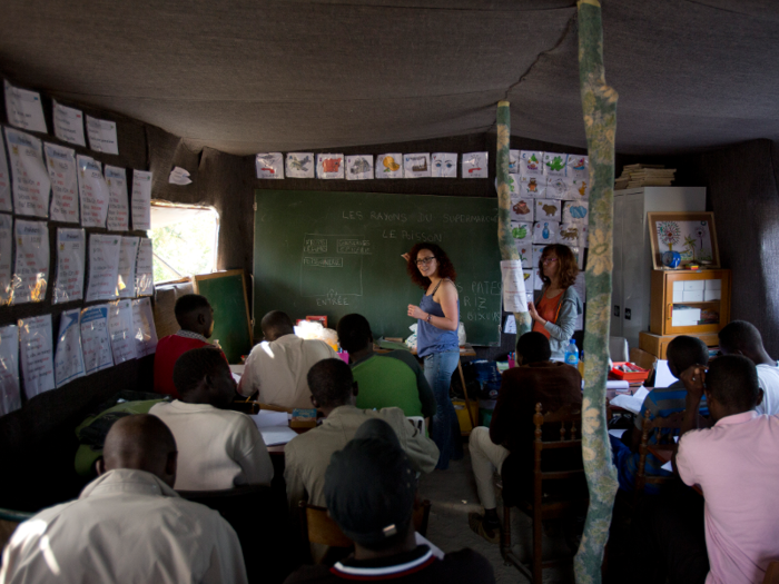 17. Teachers in France earn salaries 12% lower than the GDP per capita.