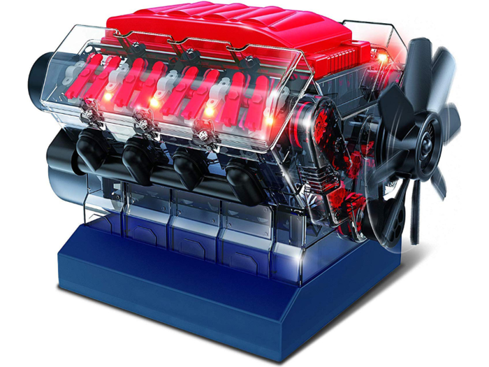 Playz V8 Model Engine