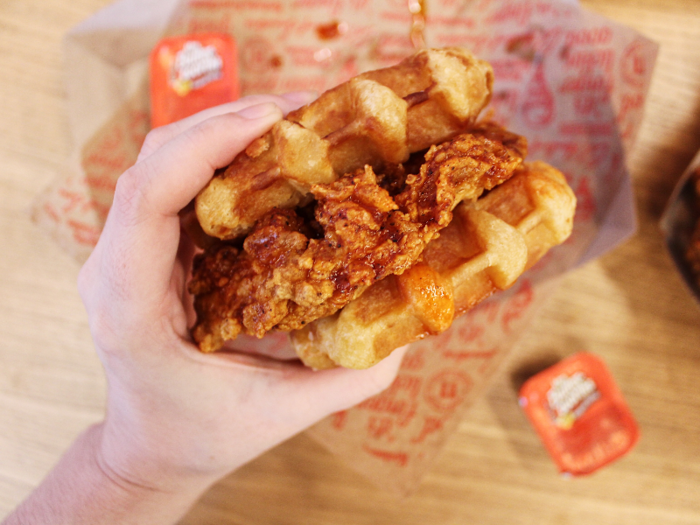 The crispy folds of breading wrapped around the fillet promisingly and the waffle-to-chicken ratio appeared near-perfect. Admittedly, it looked just like the advertisement.