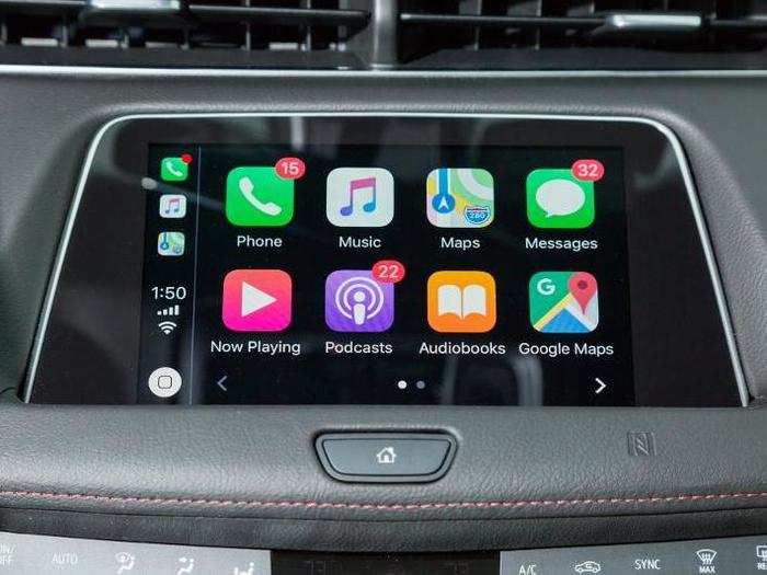 Apple CarPlay and Android Auto are available.