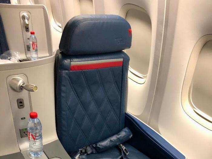 There are a few reasons that some Delta flyers complain about these seats.