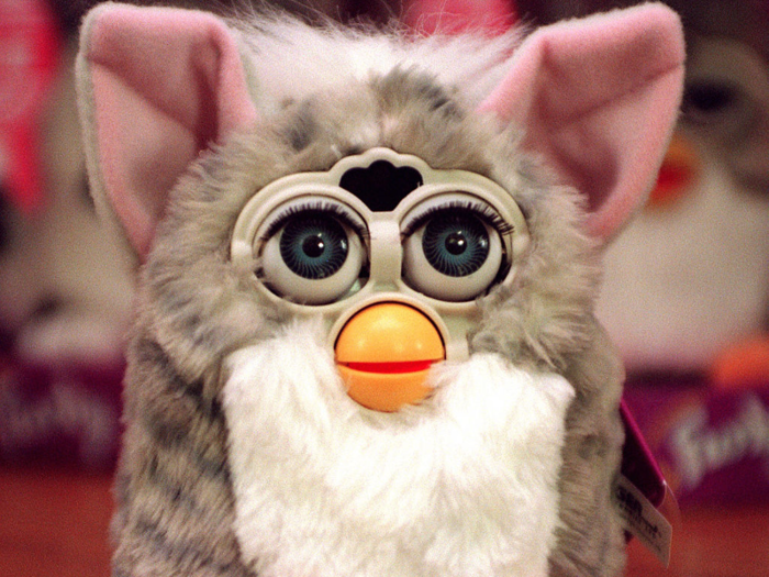 1998: Furby