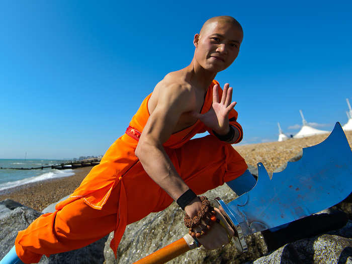 In 1553, Shaolin monks left the temple again. This time 30 monks headed to the Chinese coast to fight off Japanese pirates.