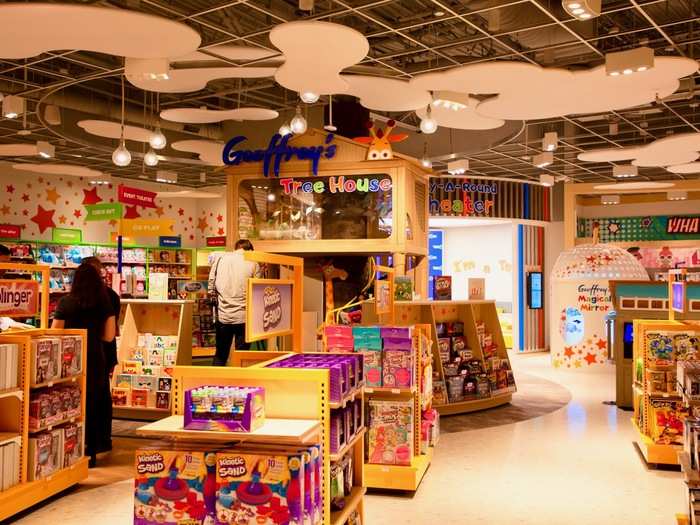 Though smaller than the classic big-box Toys R Us stores of the past, this store 
 succeeded in creating an exciting play-zone for people to interact with the toys they love.