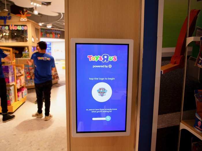 We noticed that there were different screen kiosks located throughout the store, which were meant to assist shoppers in finding items online if they were not in the store.