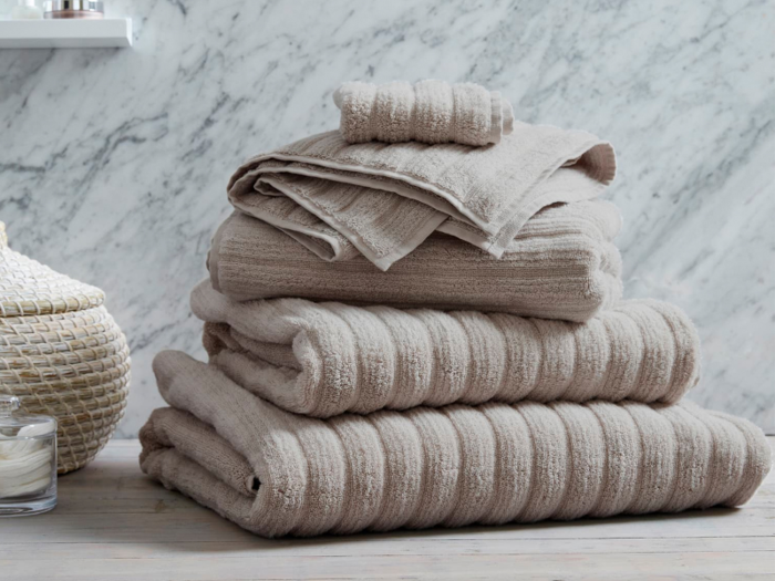 The White Company Ribbed Towel