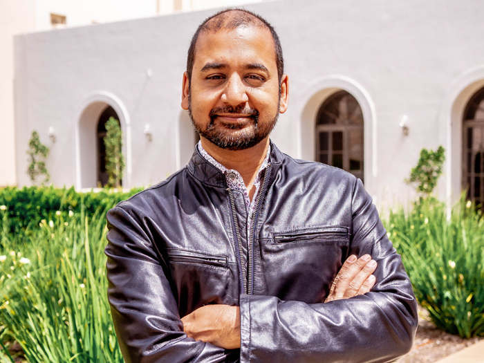 Glitch CEO Anil Dash has used a simple writing habit to work more efficiently and become a better communicator.