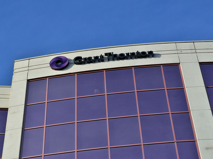 28. Grant Thornton