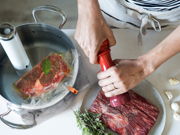 Another sous vide model that less than a foot tall and only weighs 1.3 pounds