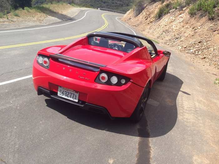 By the time the Roadster had been officially retired, the battery pack had been upgraded to an 80 kWh capacity.