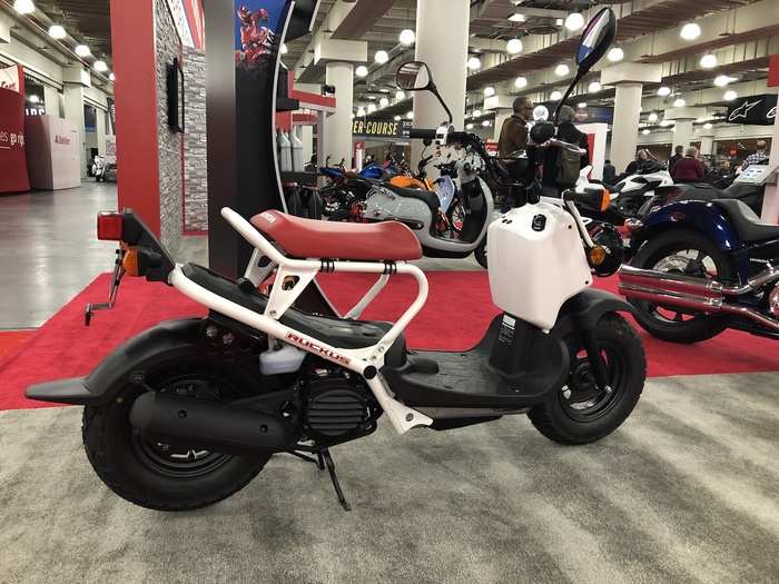  My eyes have been drawn of late toward all the small-displacement motorcycles and scooters that Honda has been producing. For example, the homely Ruckus. 