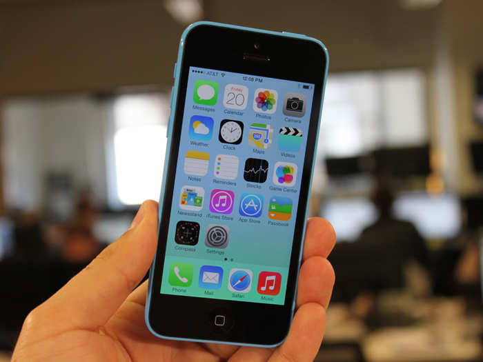 iPhone 5C (2013)