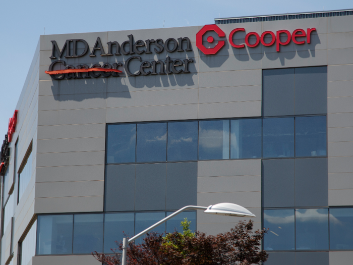 19. MD Anderson Cancer Center has an overall company rating of 4.5.