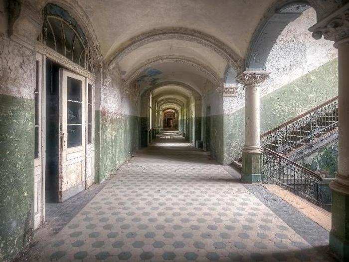 The hospital is huge and has multiple long, ominous corridors leading to the old patient rooms.