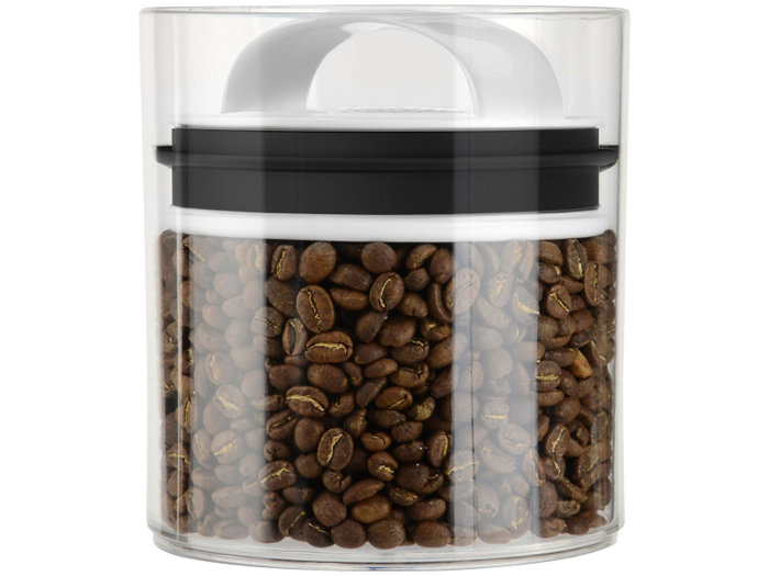 An airless coffee-bean saver