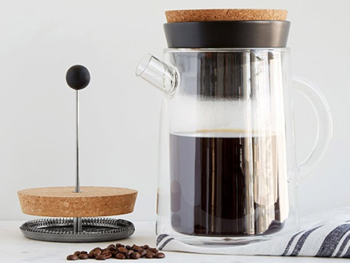 A versatile, three-in-one coffee maker