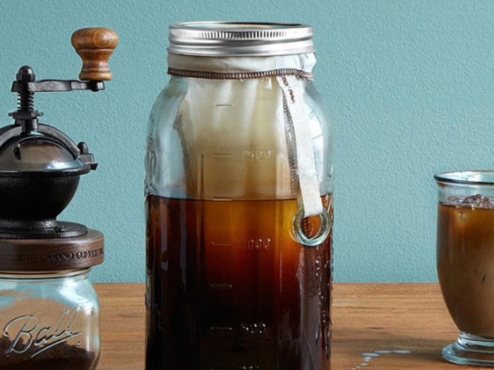 A do-it-yourself cold brew kit