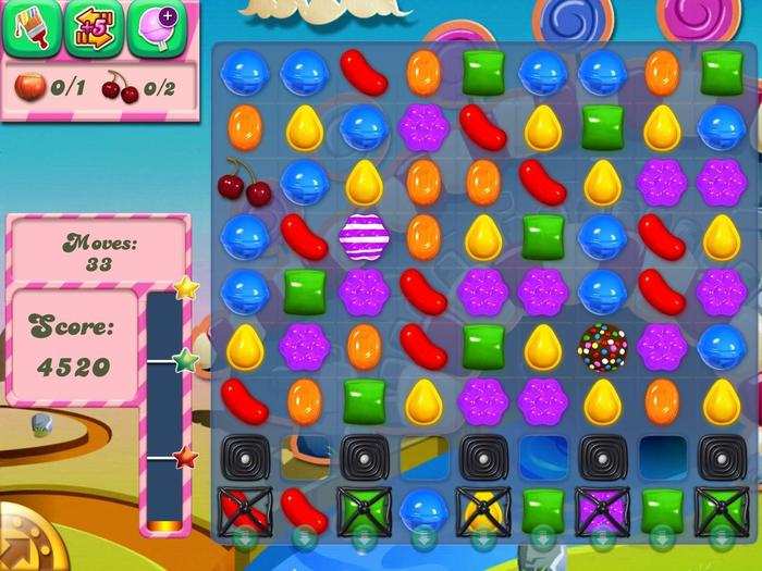 2. An easy concept and random rewards kept players coming back to "Candy Crush Saga," which has 1.2 billion downloads.