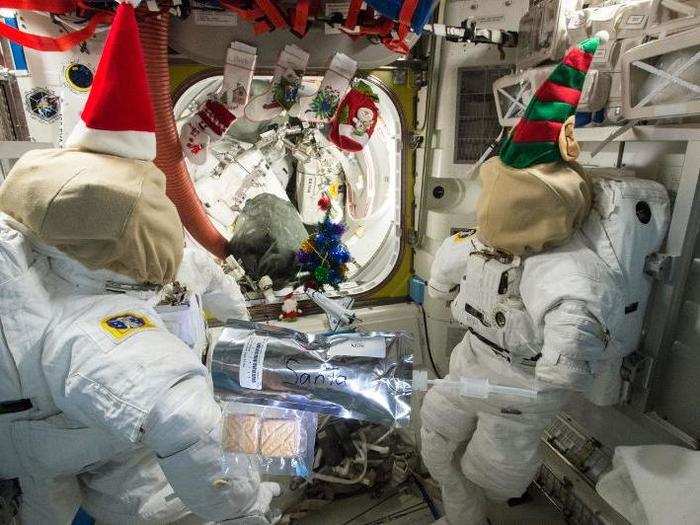 Stuffing empty space suits and putting hats on them appears to have caught on, in 2014 US astronaut astronaut Terry Virts shared this picture.