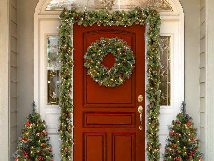 National Tree Crestwood Spruce Garland