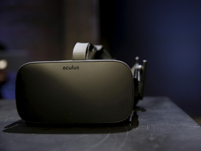 12. Oculus Rift (2012): for unlocking a new (virtual) world