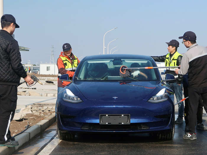 Tesla is also building service centers and charging stations across the country to assure customers of standardized after-sales service, Tesla