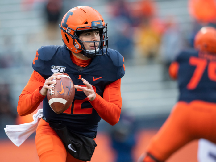 Redbox Bowl: Illinois (+6.5) over California