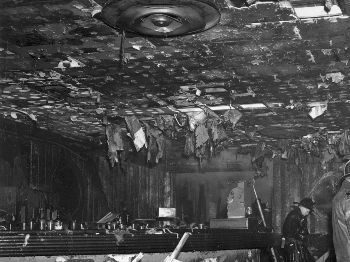 The fire traveled from palm tree to the satin-covered ceiling. The official Boston Fire Department report estimated it took between 2-4 minutes to spread 40 feet, and reach the stairwell, which acted like a chimney. In another minute it had traversed all of the dining room, and engulfed the nightclub.