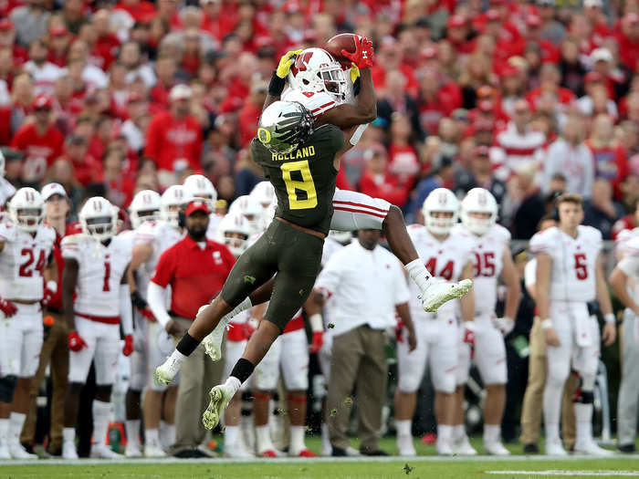 After putting the Badgers ahead with an 11-yard touchdown reception before the close of the first half, wide receiver Quintez Cephus made a highlight reel-caliber snag in the third quarter.