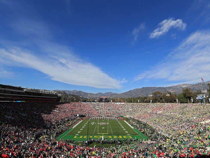 And fans enjoyed blue skies and perfect weather for the historic occasion on New Year