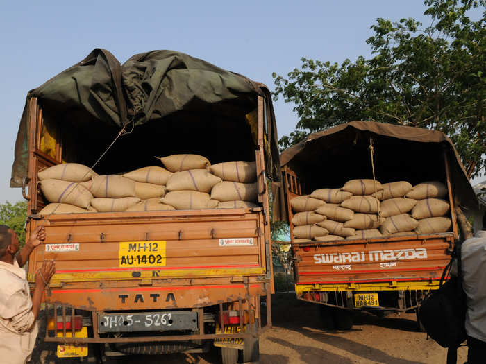 "It is imperative to find a solution to save our farmers from the losses they face due to the inefficiencies of the supply chain."