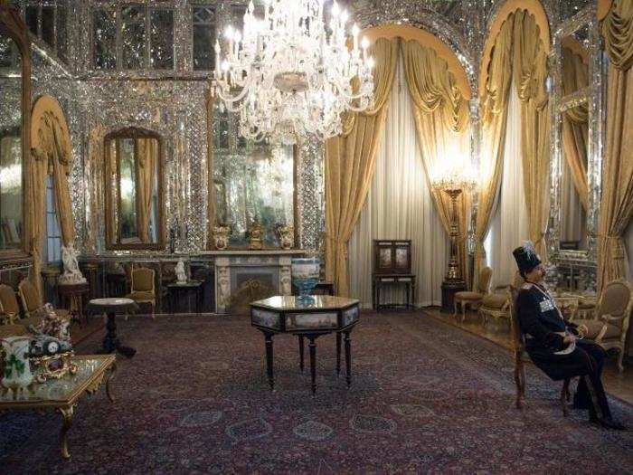 Others significant locations are lavish palaces for Iranian royals past and present. Tehran