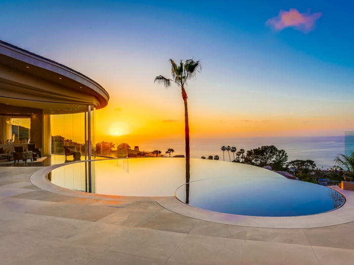 The home also has a saltwater infinity pool, which sits on a hill that overlooks the Pacific Ocean.